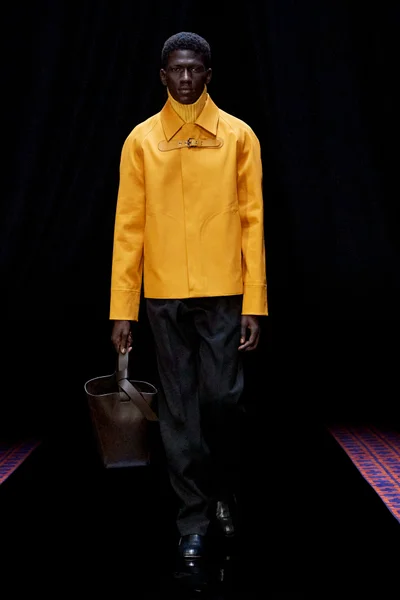 Look 33